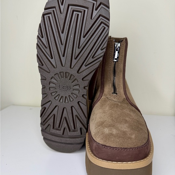 UGG Women Cityfunc Zip Water-Resistant Platform Bootie Hickory Suede Size 9 New - Picture 7 of 15